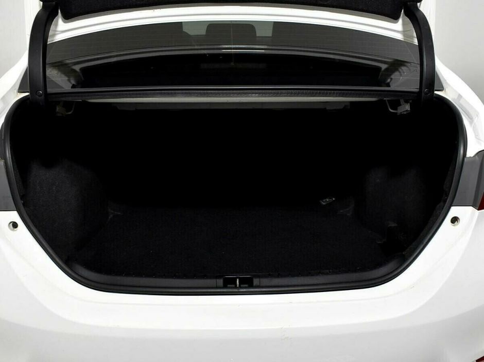 Toyota Corolla 1.6 МКПП, 2013, 127 000 км фото 7