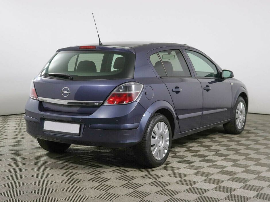 Opel Astra 1.8 АКПП, 2009, 169 000 км фото 3