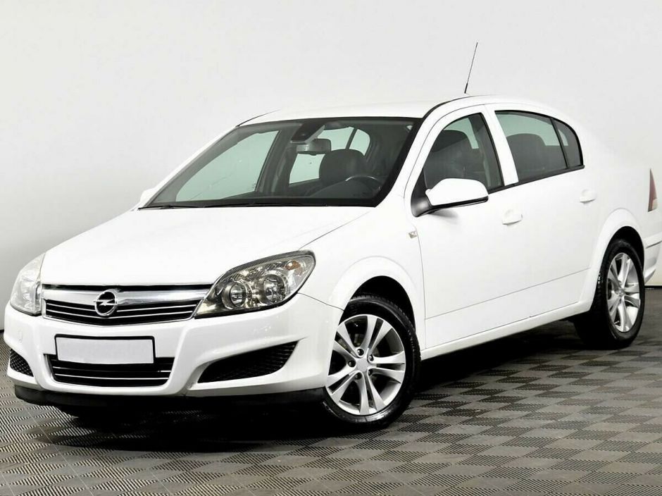 Opel Astra 1.6 МКПП, 2010, 155 000 км фото 1