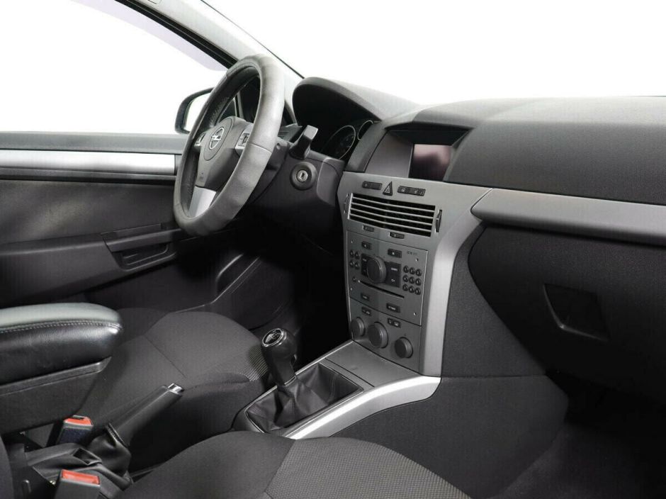 Opel Astra 1.6 МКПП, 2011, 157 000 км фото 7