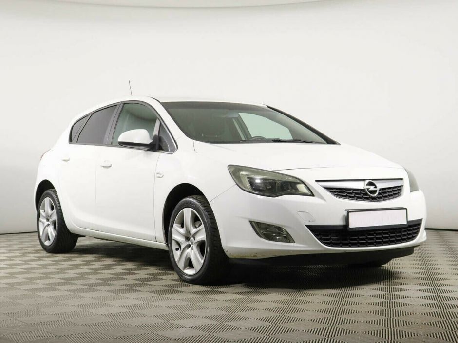 Opel Astra 1.4 АКПП, 2011, 151 000 км фото 2