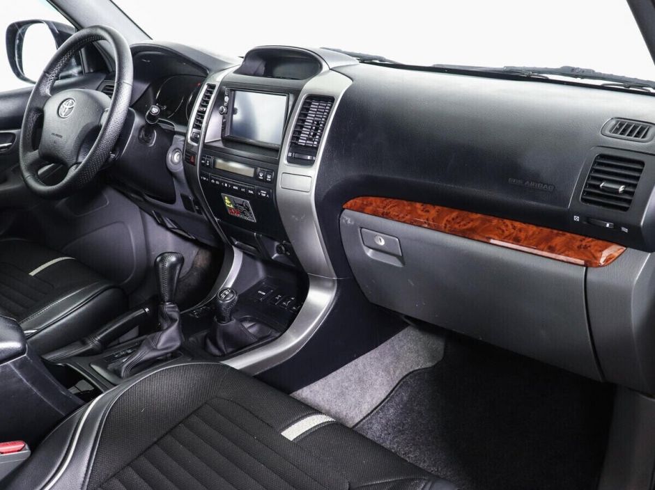 Toyota Land Cruiser Prado 4.0 АКПП, 2004, 233 000 км фото 7