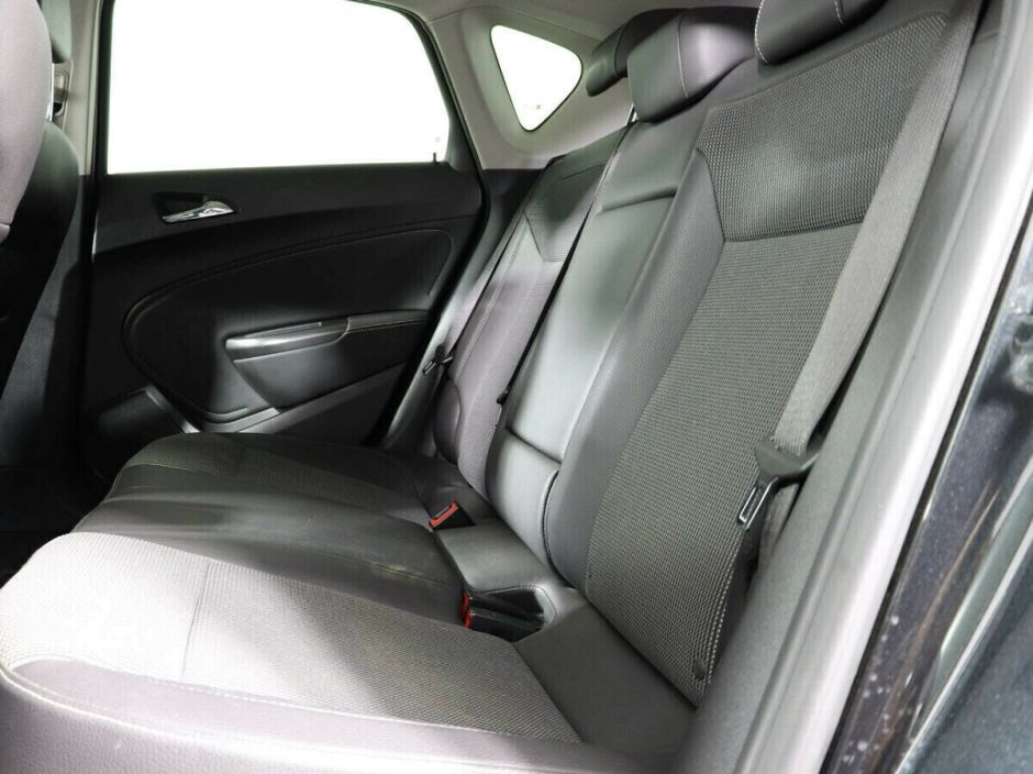 Opel Astra 1.6 АКПП, 2011, 156 000 км фото 9