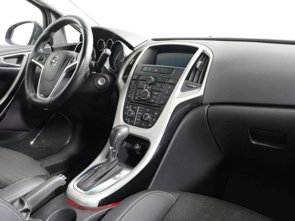 Opel Astra 1.4 АКПП, 2012, 135 000 км фото 7