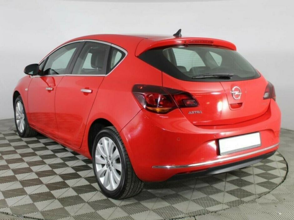Opel Astra 1.6 АКПП, 2012, 140 000 км фото 4