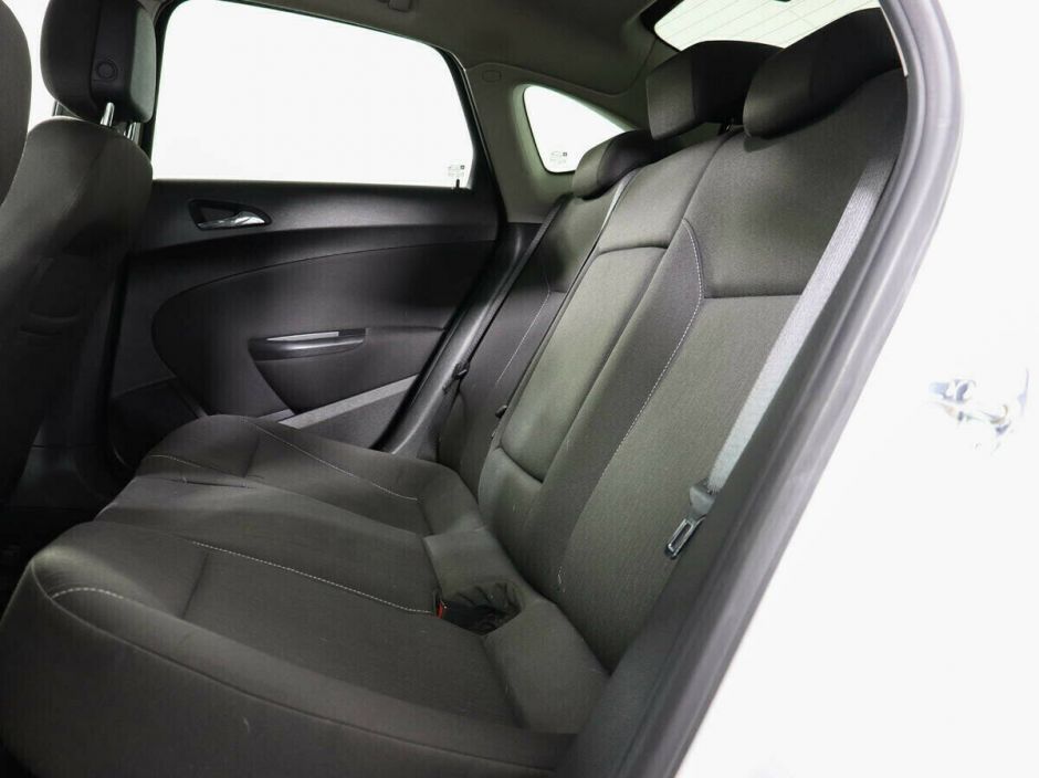 Opel Astra 1.6 АКПП, 2012, 139 000 км фото 9