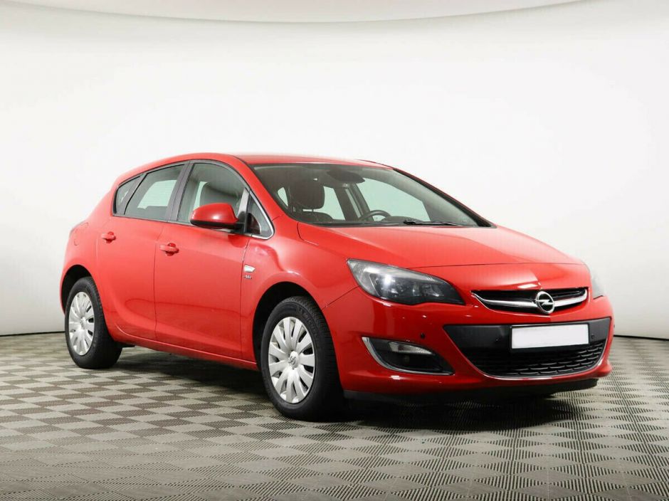 Opel Astra 1.6 МКПП, 2013, 129 000 км фото 2