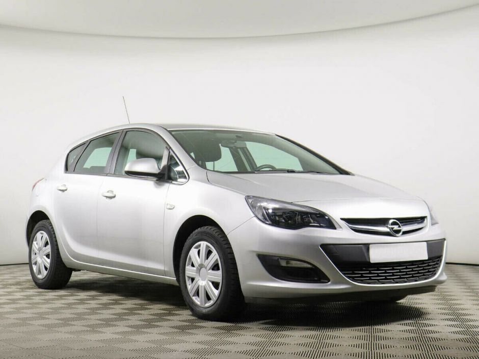 Opel Astra 1.6 МКПП, 2014, 119 000 км фото 2