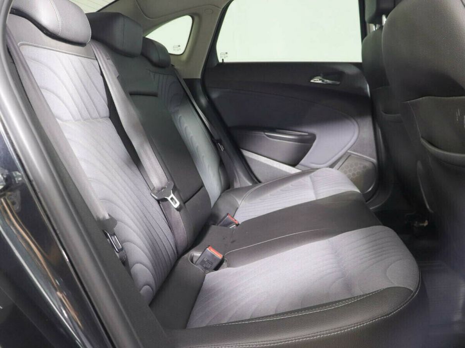 Opel Astra 1.4 АКПП, 2013, 130 000 км фото 6