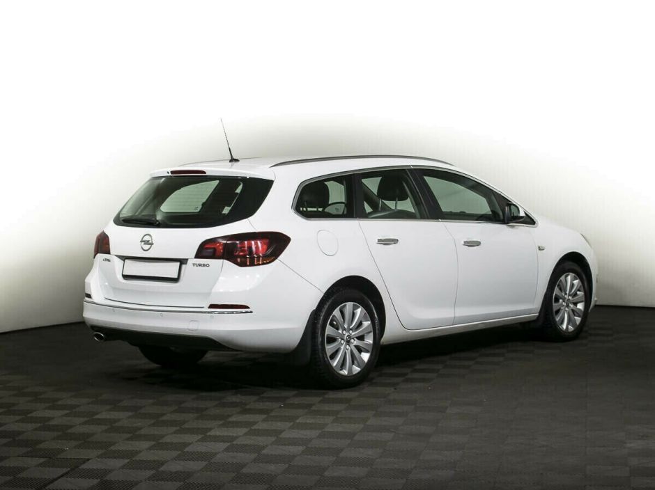 Opel Astra 1.4 АКПП, 2013, 130 000 км фото 3