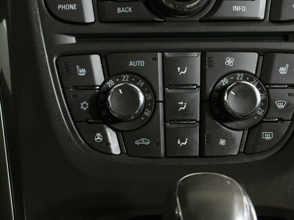 Opel Astra 1.4 АКПП, 2014, 114 000 км фото 5