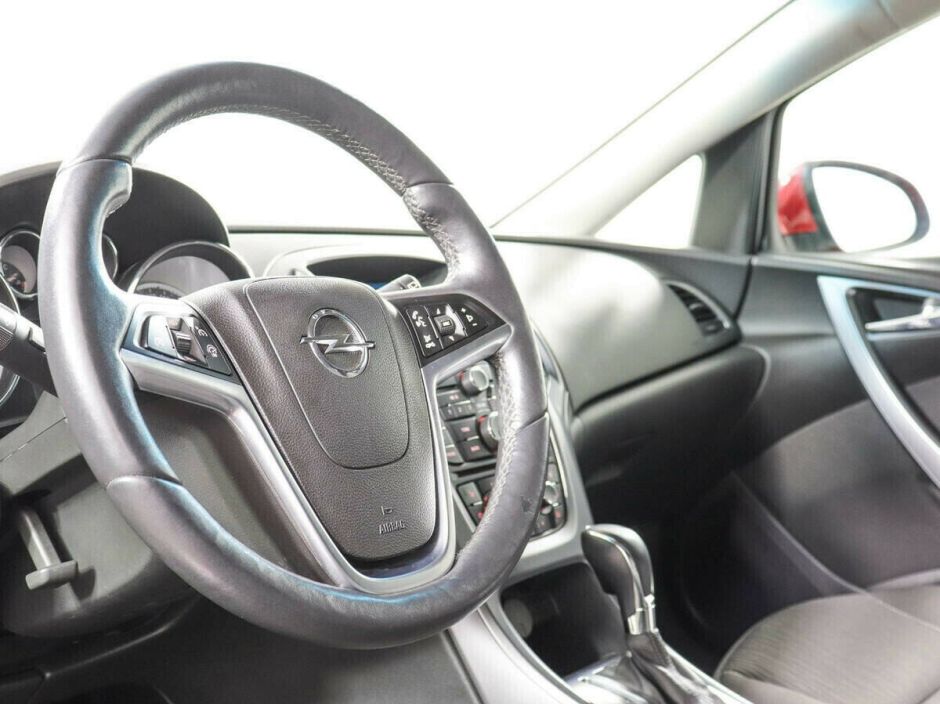 Opel Astra 1.6 АКПП, 2014, 118 000 км фото 9