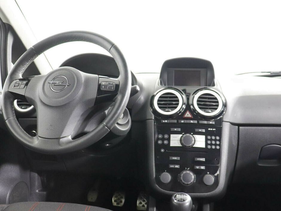 Opel Corsa 1.4 МКПП, 2011, 147 000 км фото 5