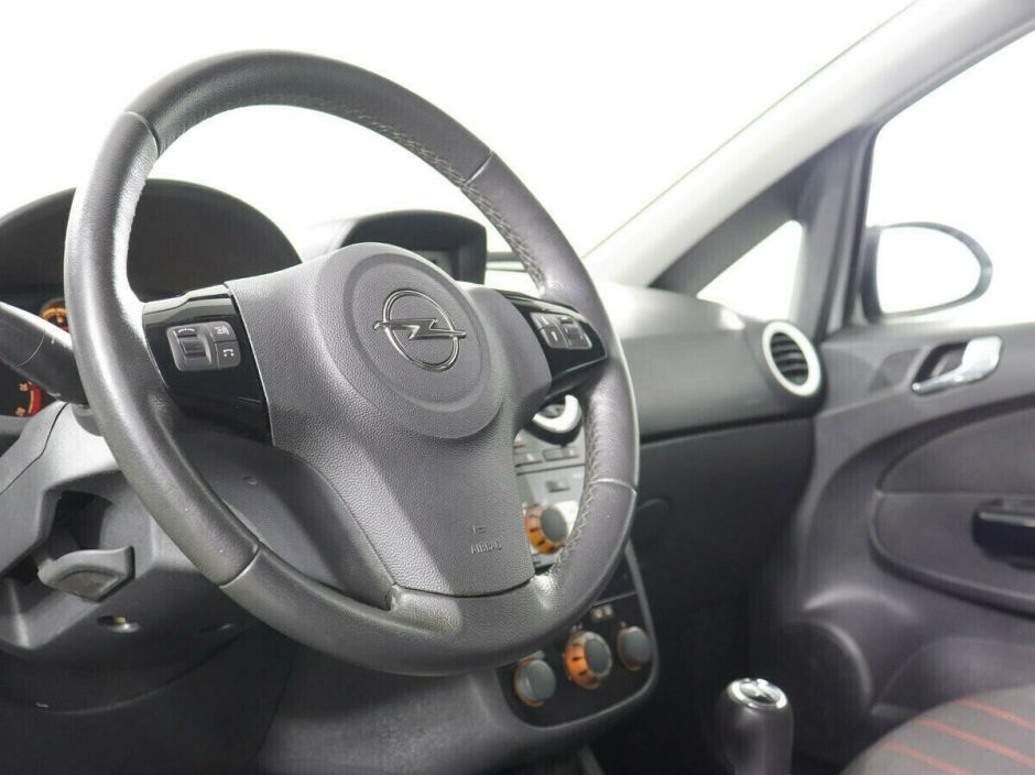 Opel Corsa 1.4 МКПП, 2011, 147 000 км фото 8