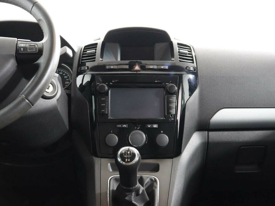 Opel Zafira 1.8 МКПП, 2011, 151 000 км фото 5