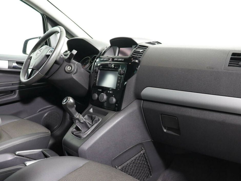 Opel Zafira 1.8 МКПП, 2011, 151 000 км фото 7