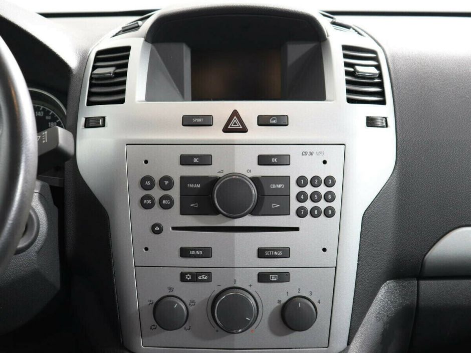 Opel Zafira 1.8 РКПП, 2012, 144 000 км фото 9