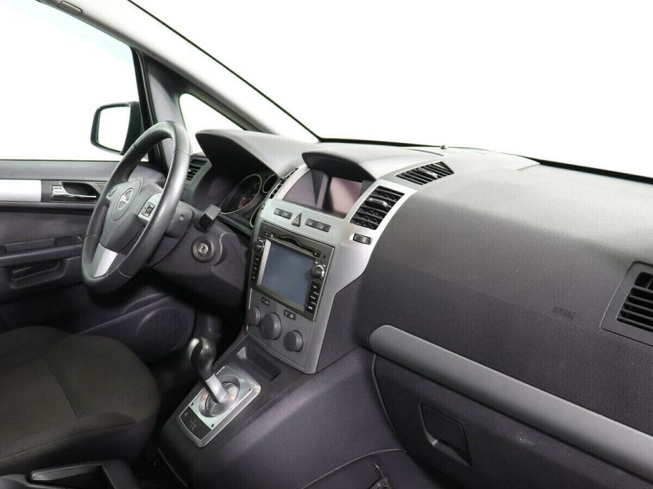 Opel Zafira 1.8 РКПП, 2013, 132 000 км фото 9