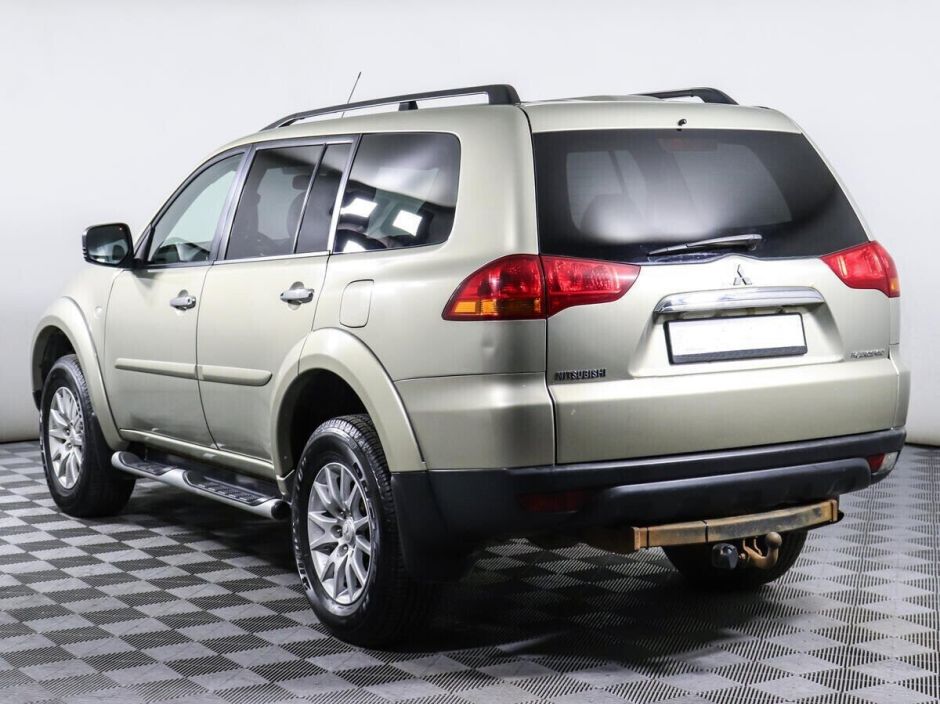 Mitsubishi Pajero Sport 2.5 АКПП, 2011, 143 000 км фото 2