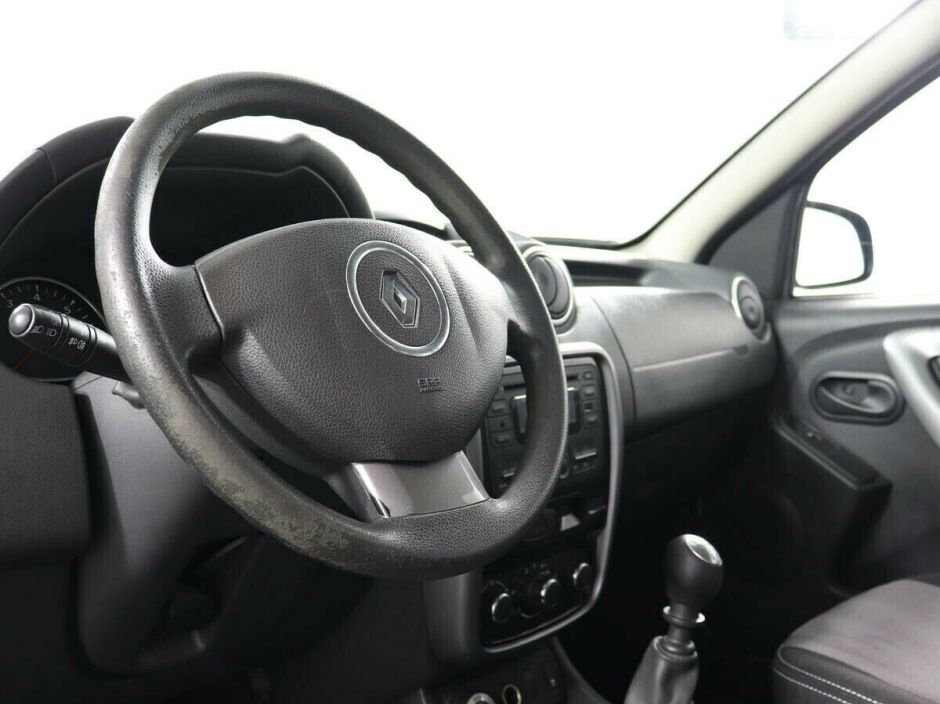 Renault Duster 1.6 МКПП, 2012, 132 000 км фото 5