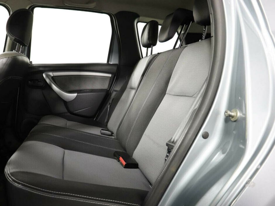 Renault Duster 1.6 МКПП, 2012, 132 000 км фото 9