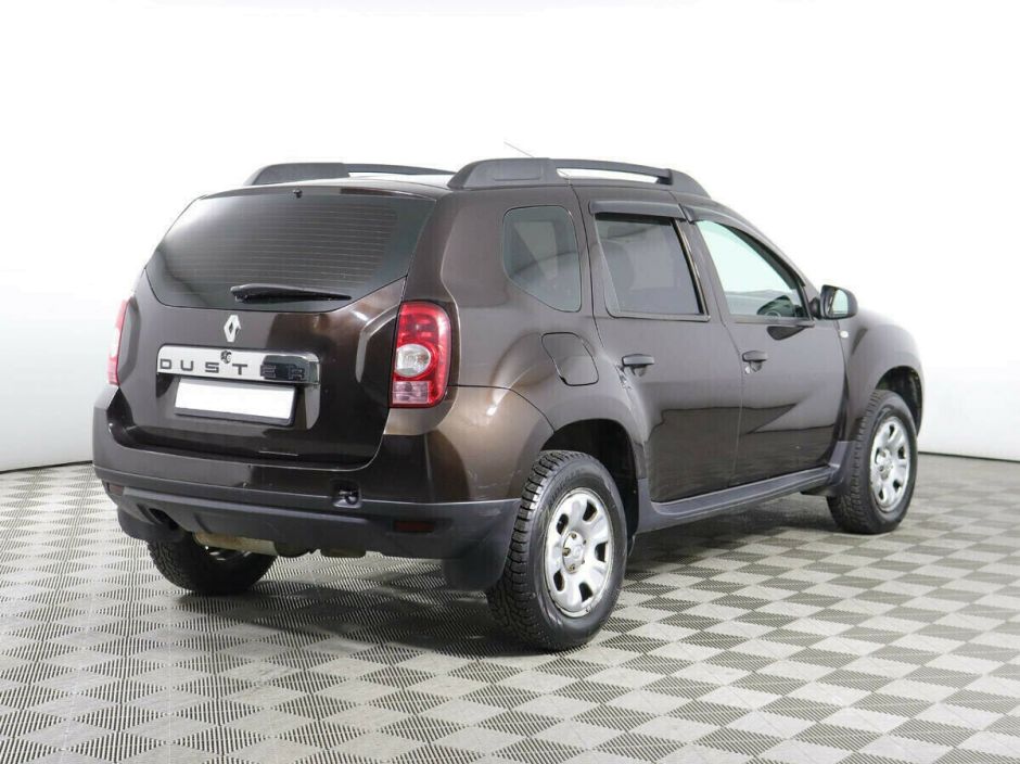 Renault Duster 1.6 МКПП, 2014, 117 000 км фото 3