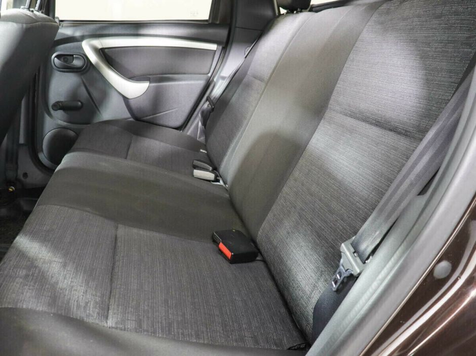 Renault Duster 1.6 МКПП, 2014, 117 000 км фото 9