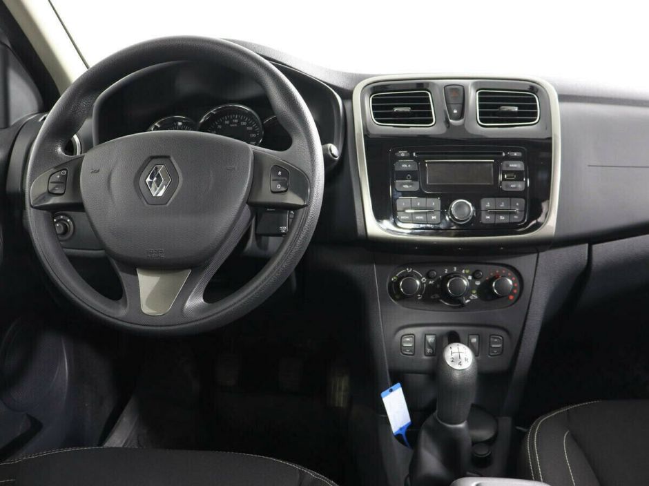 Renault Logan 1.6 МКПП, 2014, 111 000 км фото 6