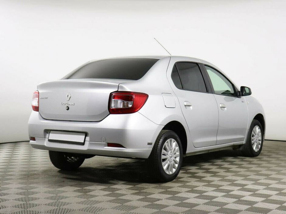Renault Logan 1.6 АКПП, 2015, 100 000 км фото 3