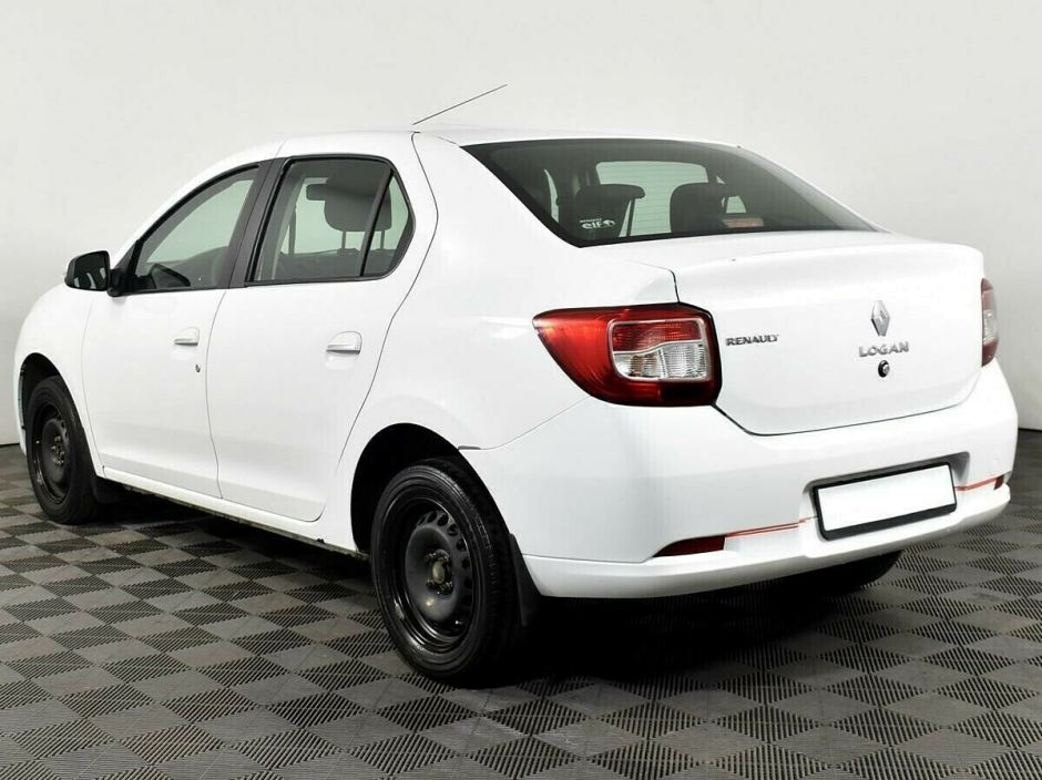 Renault Logan 1.6 МКПП, 2016, 90 000 км фото 3