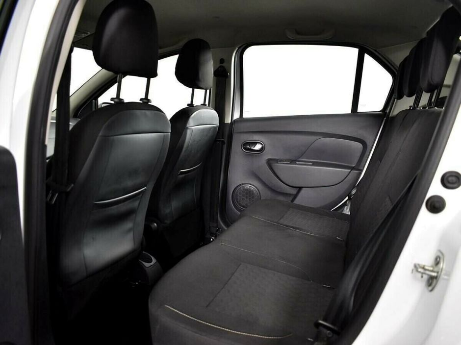 Renault Logan 1.6 МКПП, 2016, 90 000 км фото 5