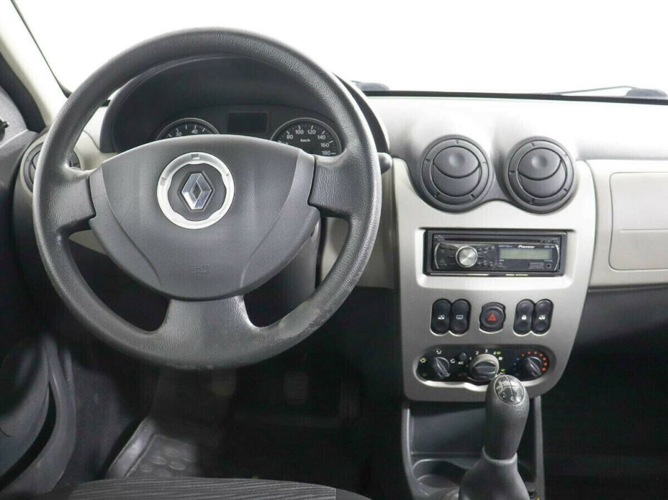 Renault Sandero 1.6 МКПП, 2013, 132 000 км фото 6
