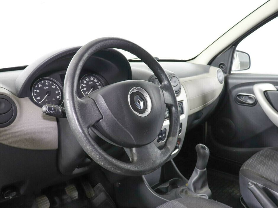 Renault Sandero 1.6 МКПП, 2013, 132 000 км фото 8