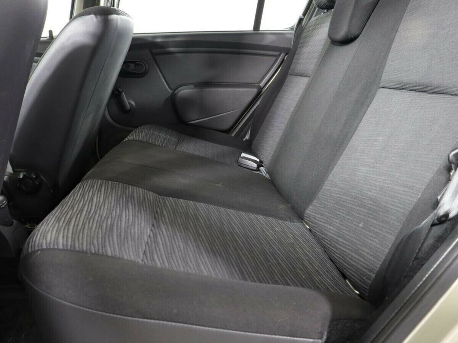 Renault Sandero 1.6 МКПП, 2013, 132 000 км фото 9