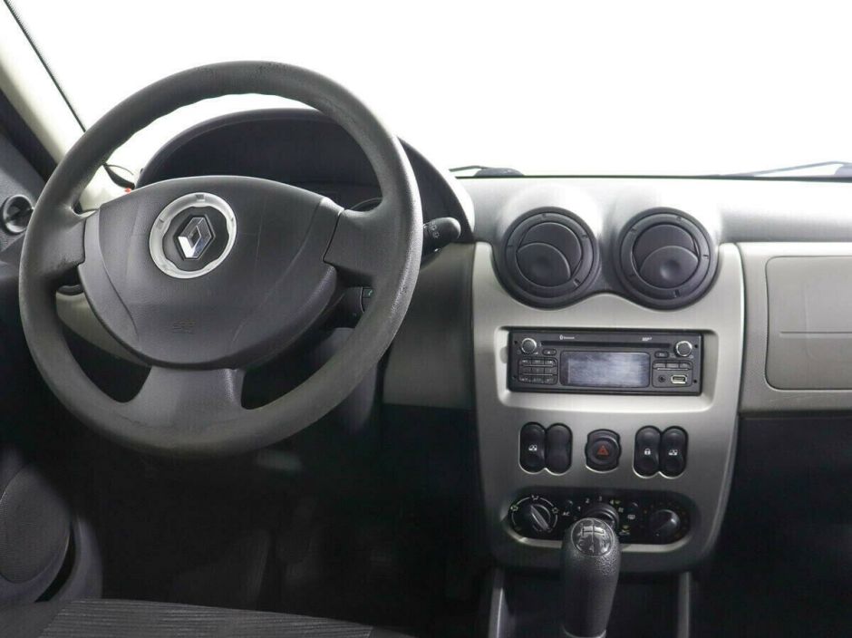 Renault Sandero 1.4 МКПП, 2013, 129 000 км фото 5