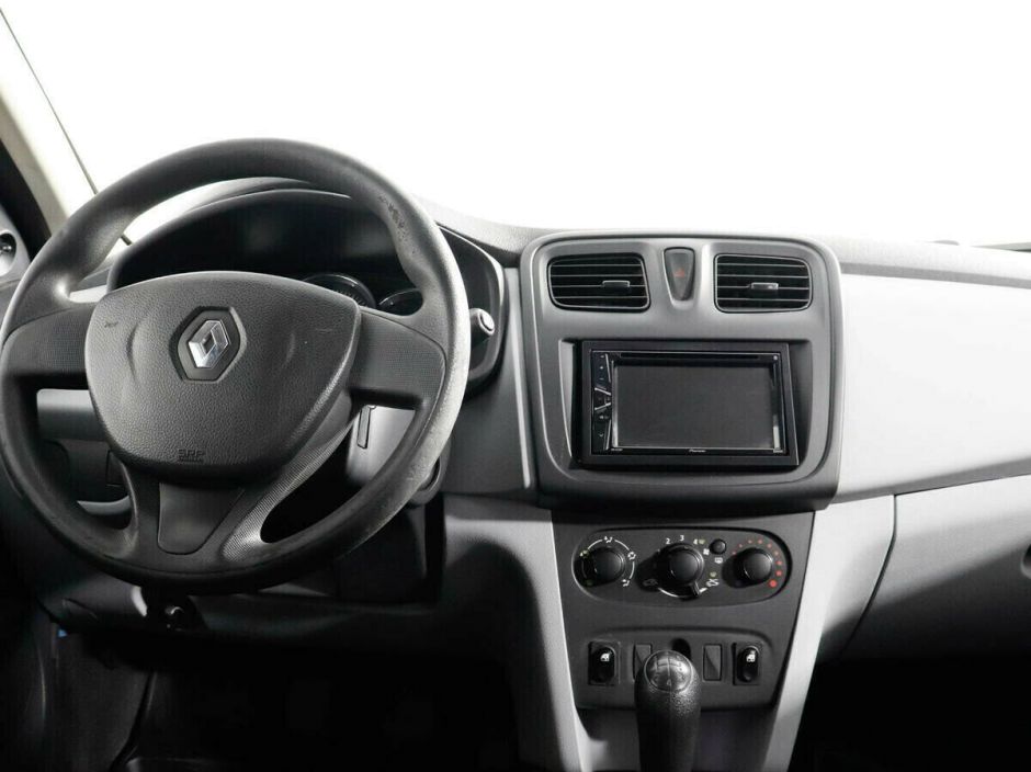Renault Sandero 1.2 МКПП, 2015, 95 000 км фото 6