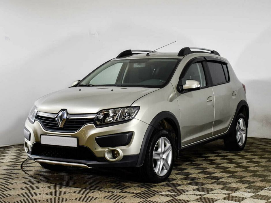 Renault Sandero 1.6 МКПП, 2016, 90 000 км фото 1