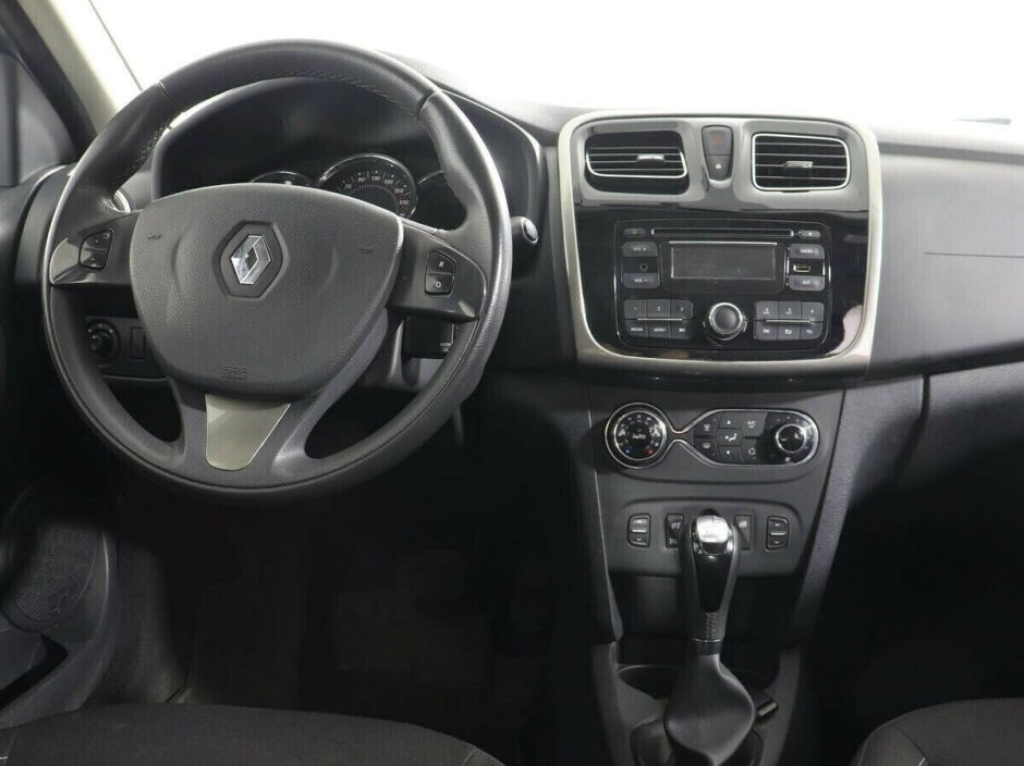 Renault Sandero 1.6 АКПП, 2016, 85 000 км фото 6