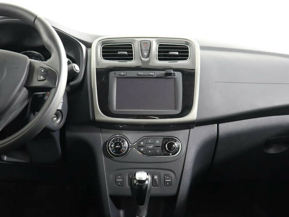 Renault Sandero 1.6 АКПП, 2016, 87 000 км фото 7