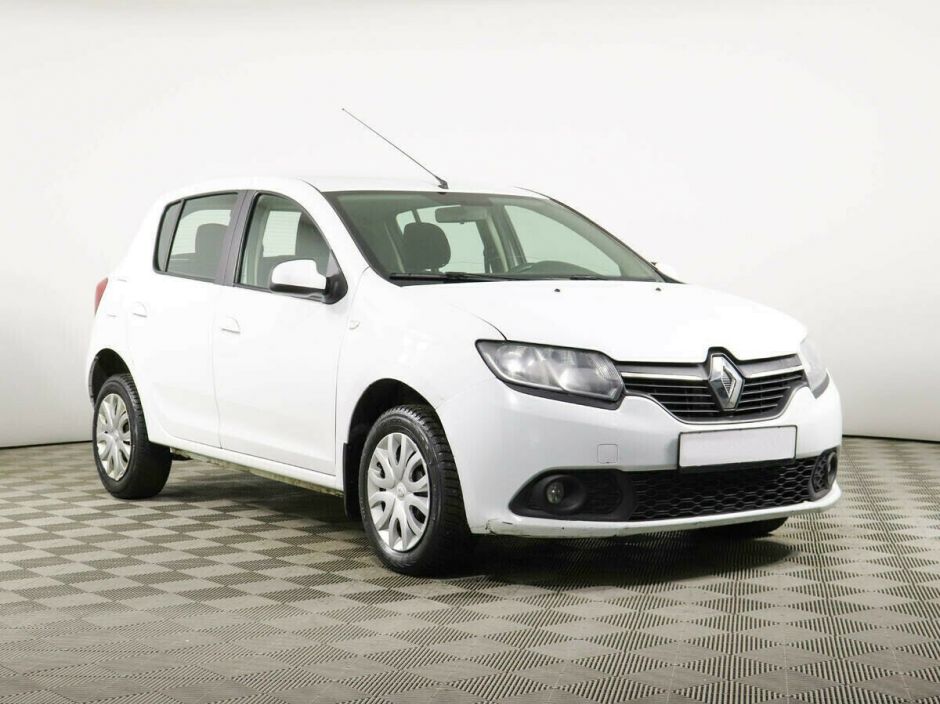Renault Sandero 1.6 МКПП, 2016, 96 000 км фото 2