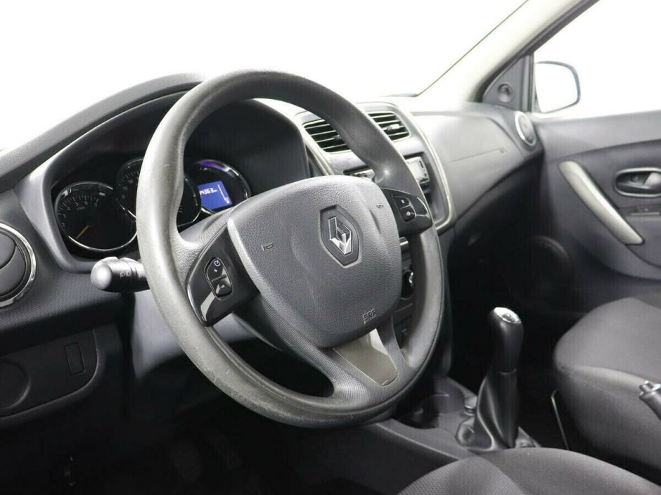 Renault Sandero 1.6 МКПП, 2016, 96 000 км фото 8