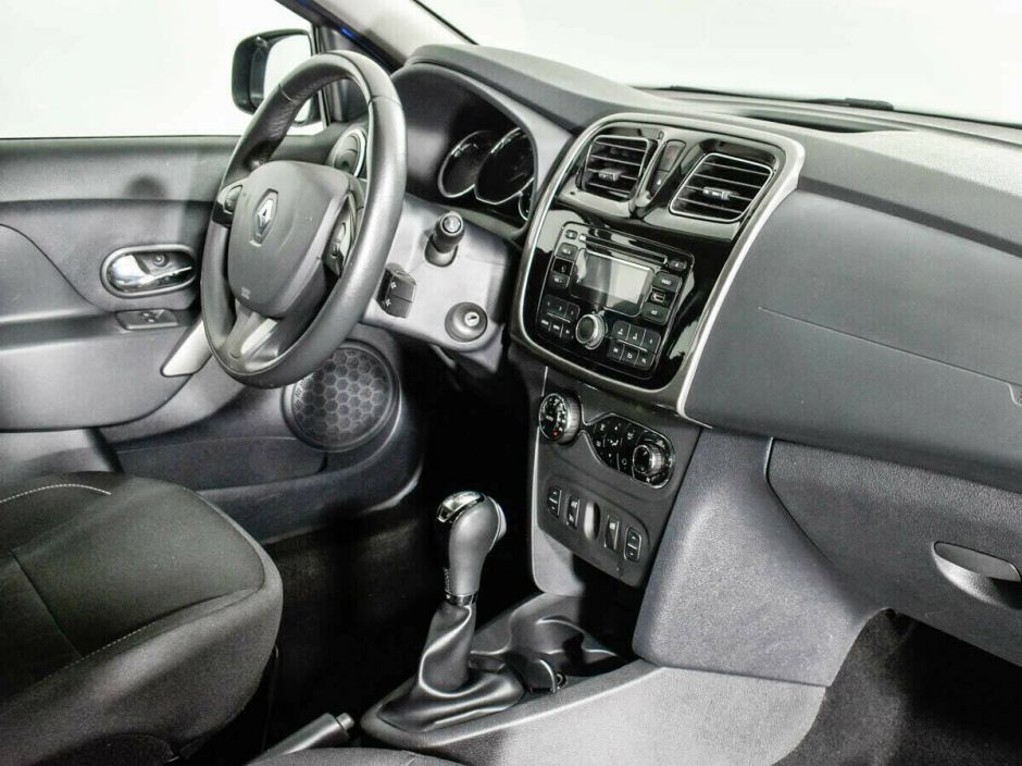 Renault Sandero 1.6 АКПП, 2017, 71 000 км фото 7