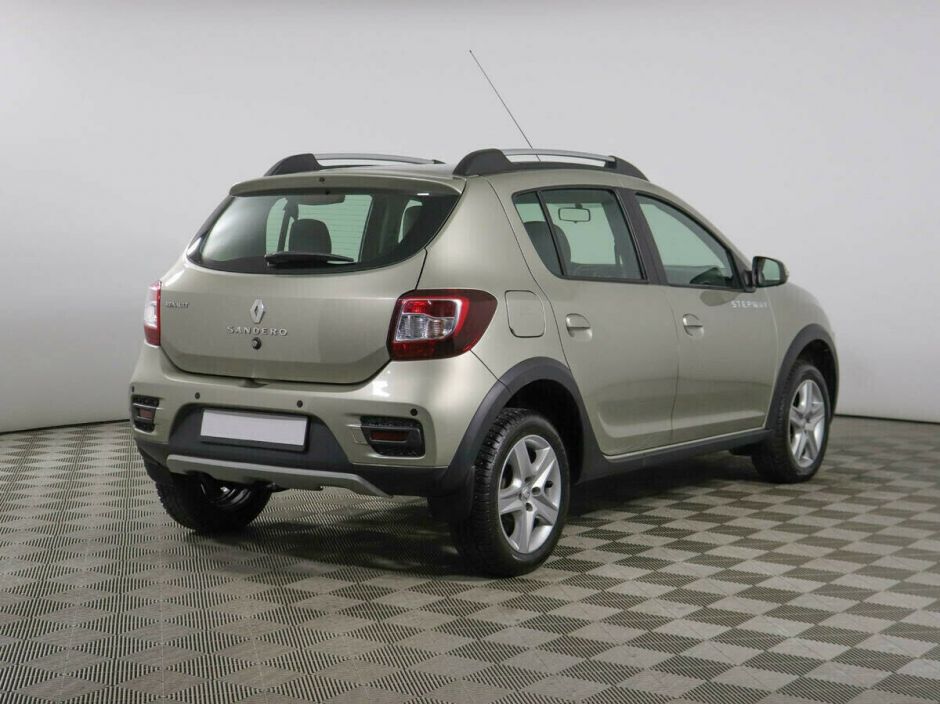 Renault Sandero 1.6 АКПП, 2017, 74 000 км фото 3