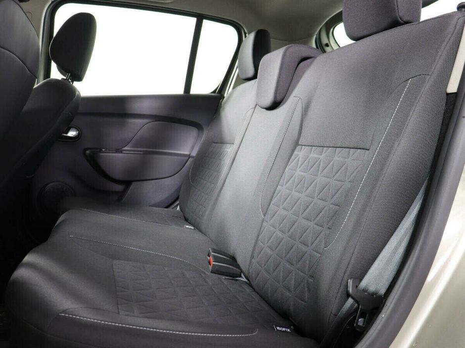 Renault Sandero 1.6 АКПП, 2017, 74 000 км фото 9