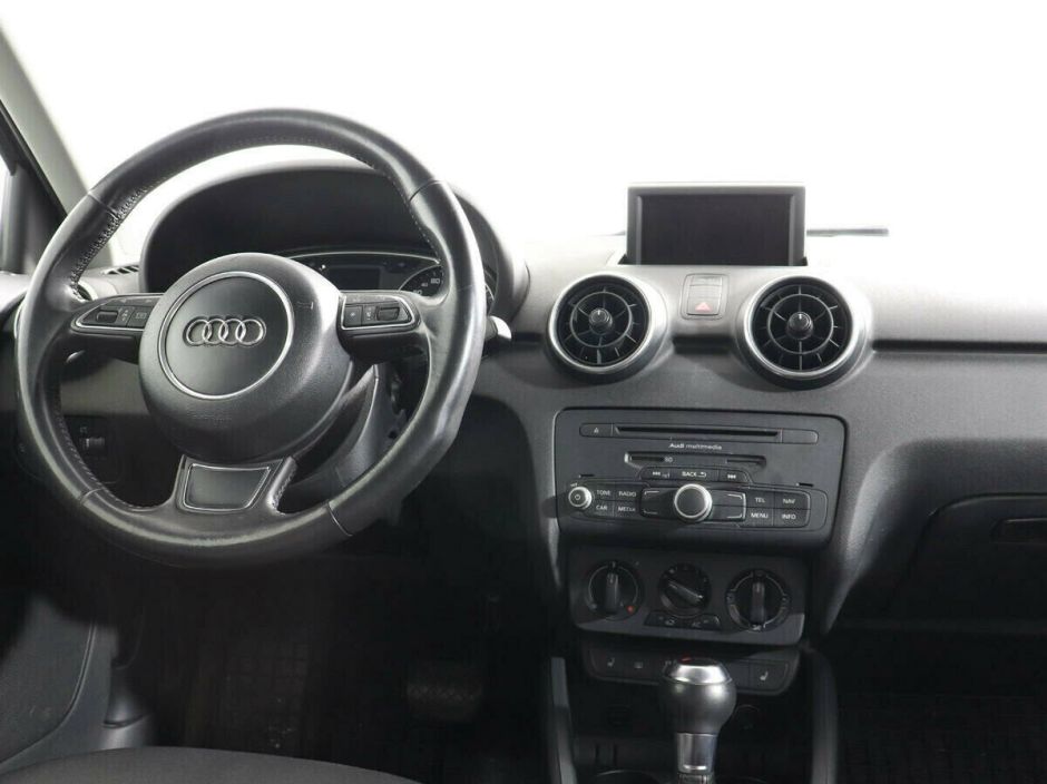 Audi A1 1.4 РКПП, 2012, 144 000 км фото 6