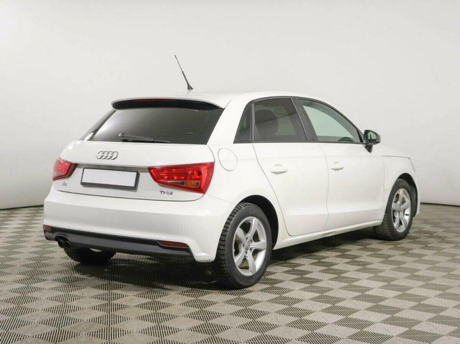 Audi A1 1.4 РКПП, 2016, 93 000 км фото 3
