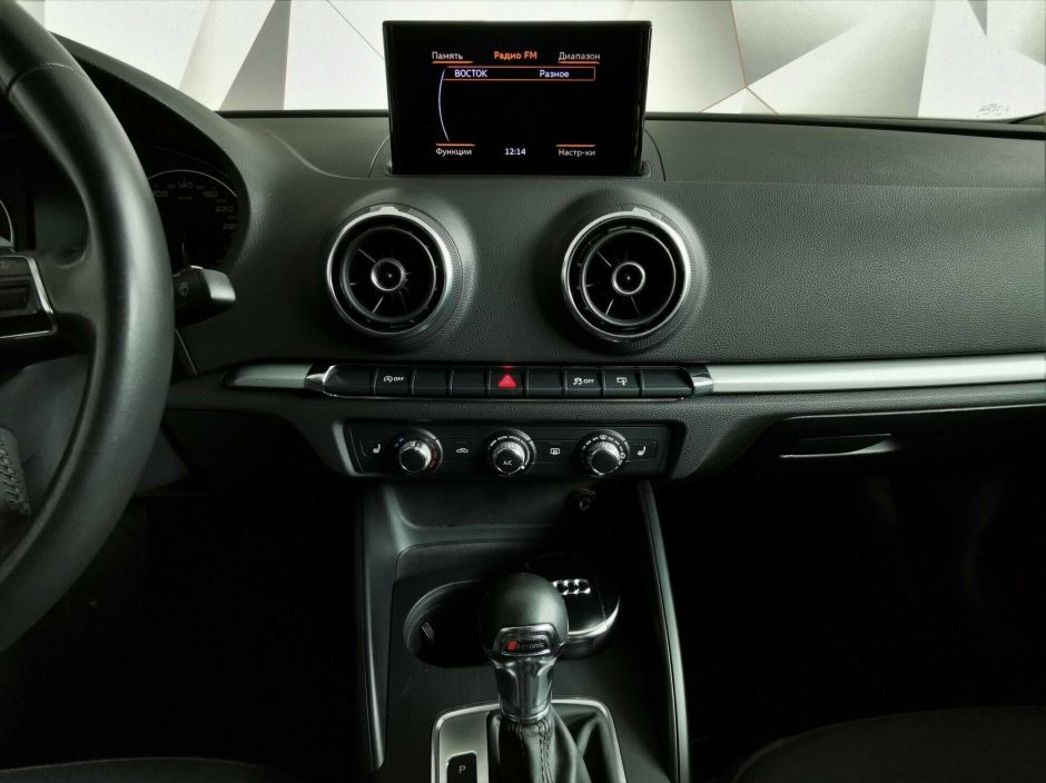 Audi A3 2.0 РКПП, 2013, 131 000 км фото 9