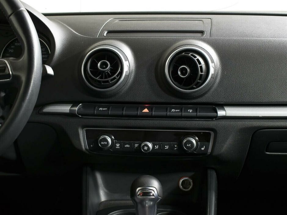 Audi A3 1.2 РКПП, 2015, 85 000 км фото 6