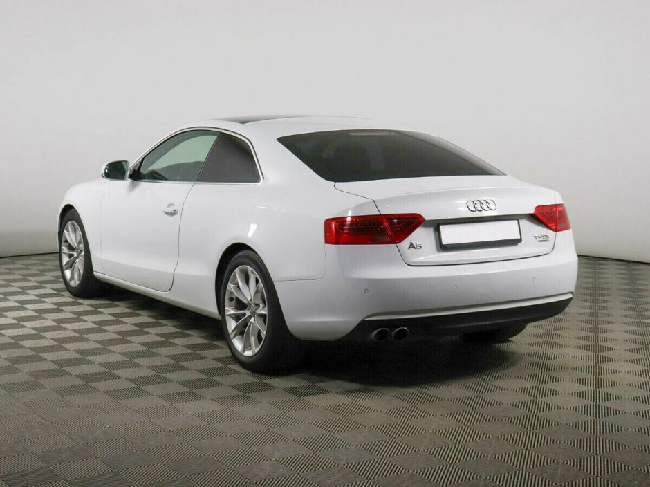 Audi A5 2.0 РКПП, 2014, 120 000 км фото 4