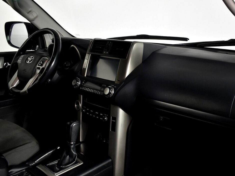 Toyota Land Cruiser Prado 3.0 АКПП, 2010, 157 000 км фото 8